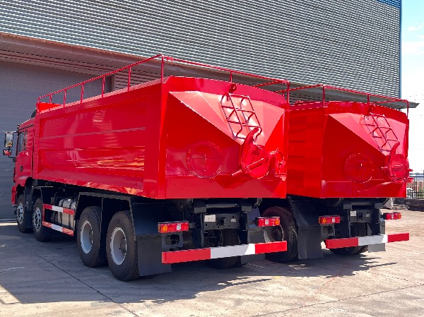 8x4陜汽德龍400馬力油田專(zhuān)用壓裂砂罐車(chē)｜25立方壓裂砂罐車(chē)