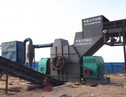 陜西定邊金屬破碎機現場安裝
